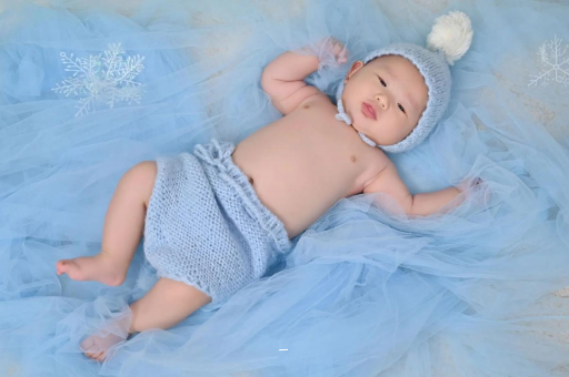 鄢陵摸孕妇肚子沾喜气